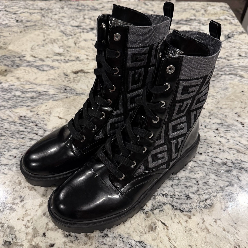 Guess Women's Black Gwolinia Low Heel Lace Up Combat Booties Shoes Size 10 Logo